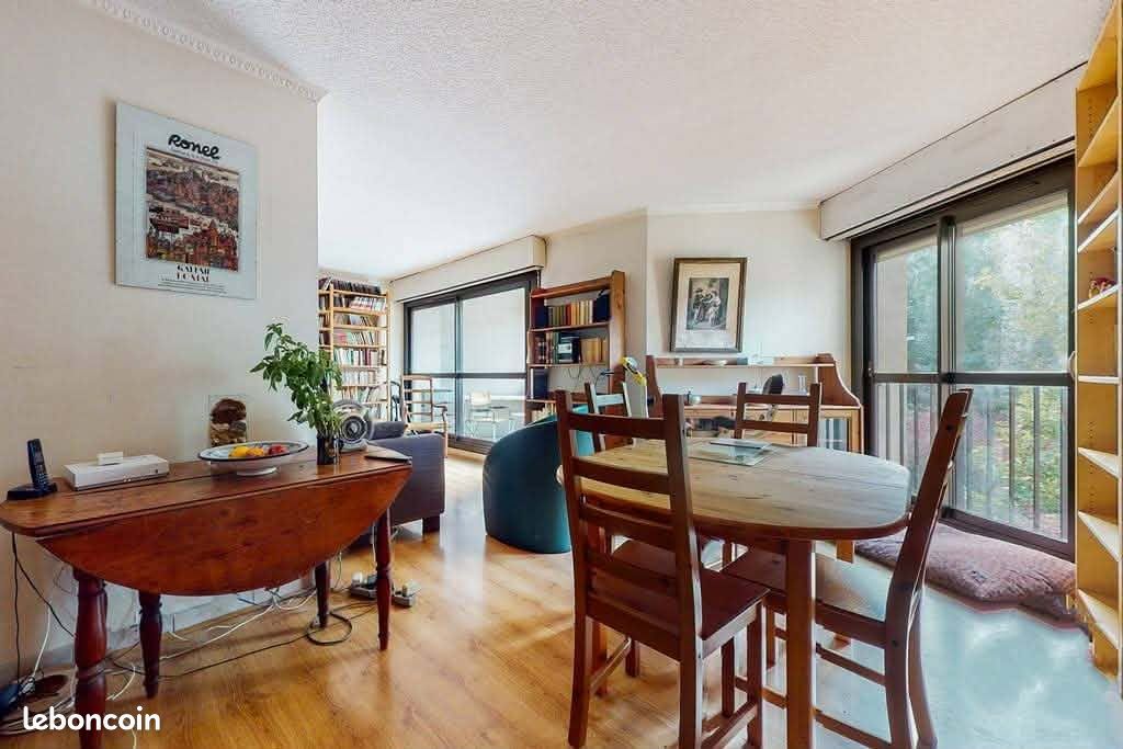 Appartement 5 pièces 107 m² · à Grigny · 107 m² · 180 000 €