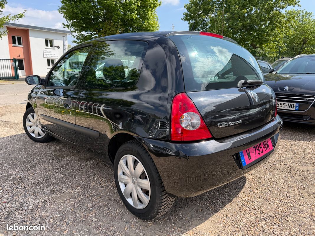 Renault CLIO II 1.2 60CH Campus (image 2)