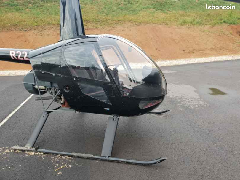 Ulm, helico, r22 (image 2)