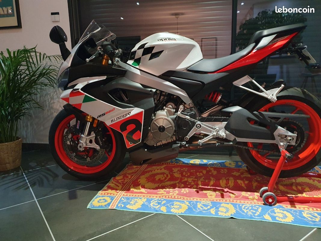 Apprilia rs 660 extrema (image 1)