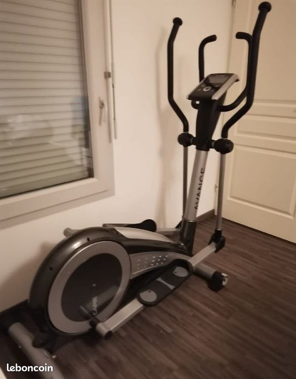 Vélo elliptique Advance (image 3)