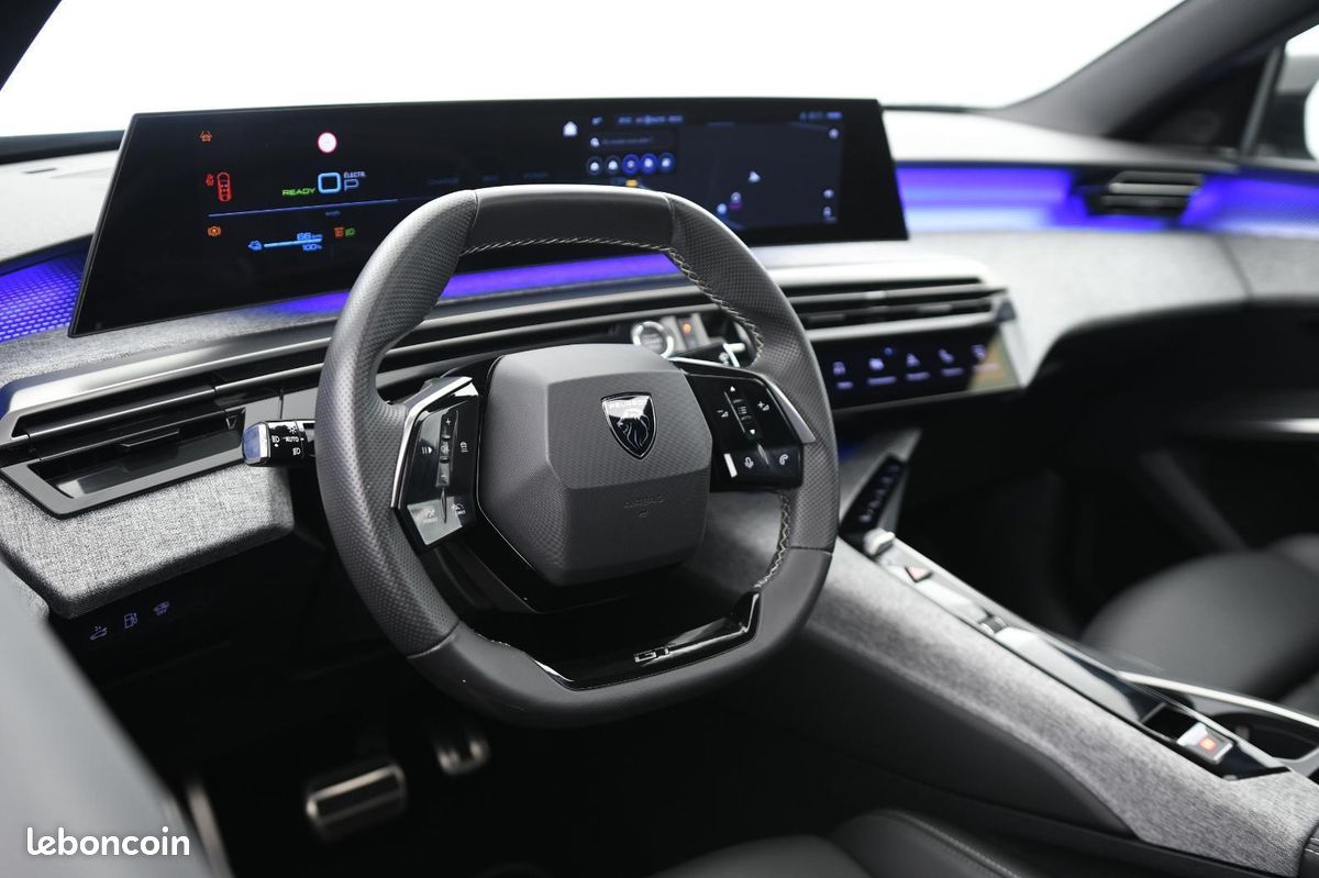 PEUGEOT 3008 Plug-in Hybrid 195 e-DCS7 GT FULL (image 12)
