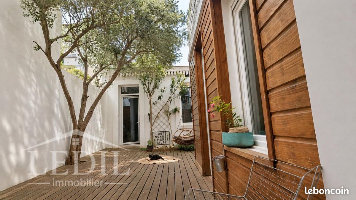 Maison 5 pièces 180 m² · à Agen · 180 m² · 317 500 €