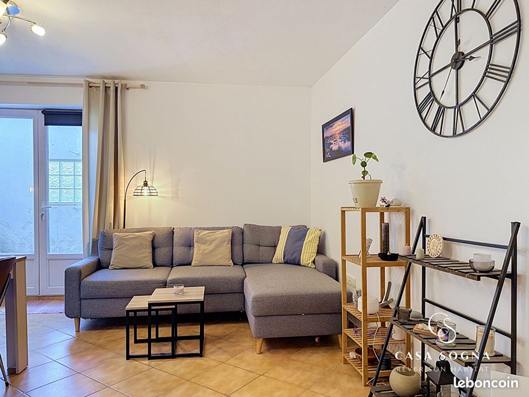 Maison 5 pièces 111 m² · à Saint-Jean-le-Vieux · 111 m² · 197 000 €