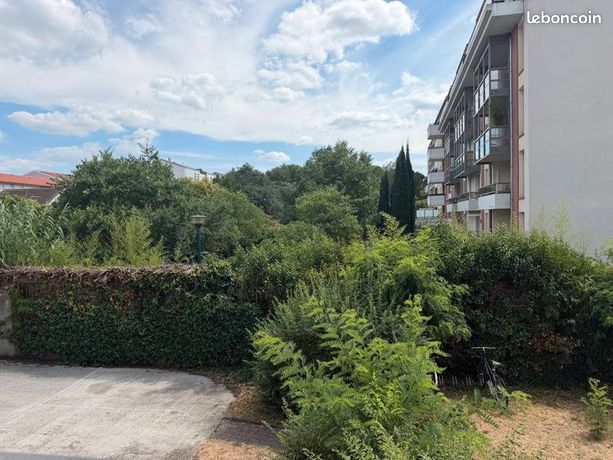 Studio 1 pièce 17 m²