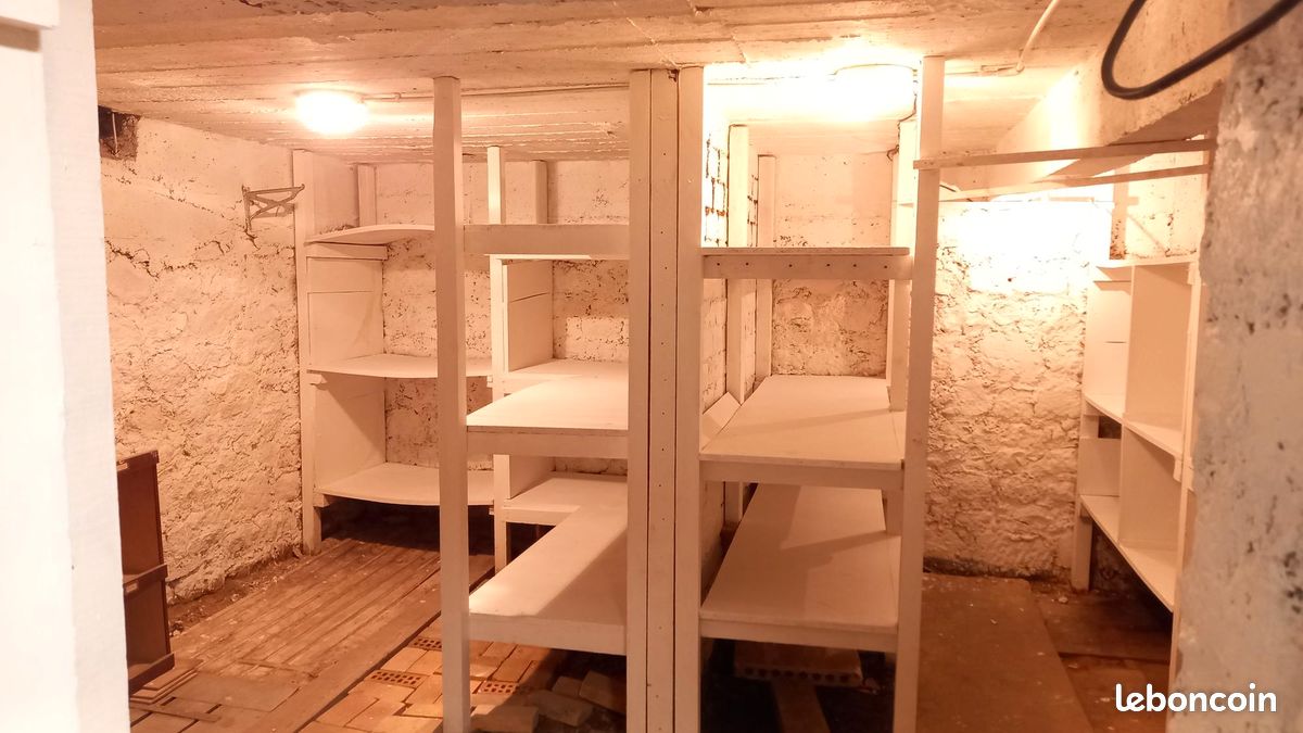 Local commercial 3 pièces 30 m² · à Paris · 30 m² · 55 000 €