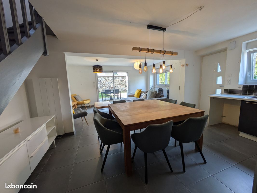 Maison 4 pièces 82 m² · à Fougères · 82 m² · 900 €/mois