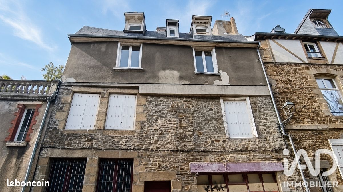 Appartement 4 pièces 104 m² · à Fougères · 104 m² · 63 600 €