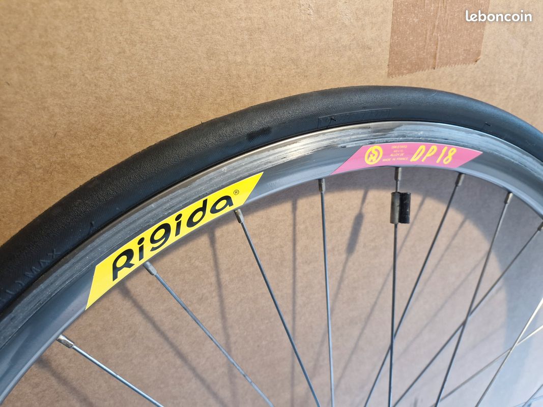 Paire De Roues Rigida DP18 Avec Moyeux Shimano 600 - Occasion