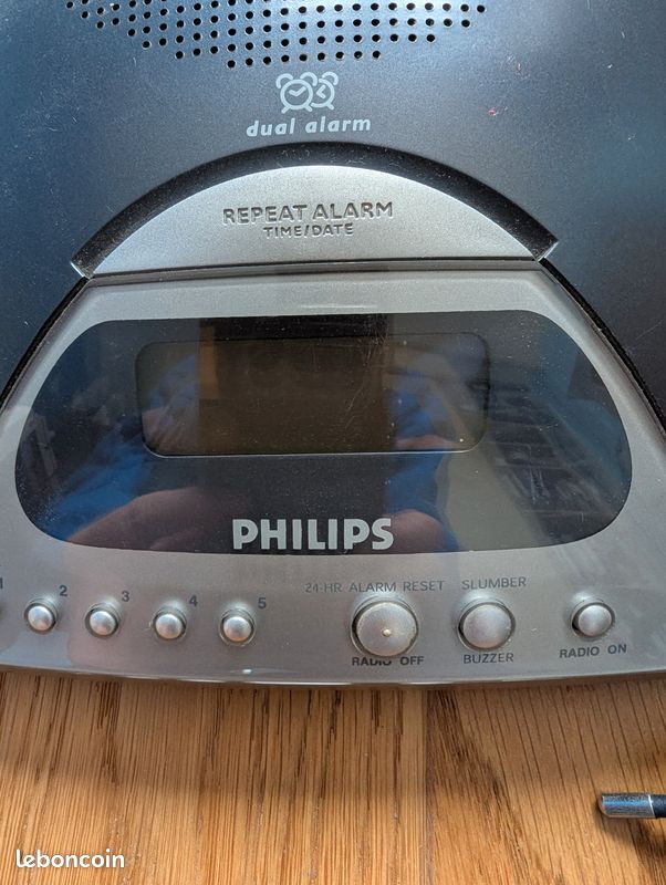 Radio réveil philips AJ 3720 (image 2)