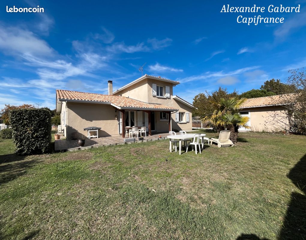 Maison 5 pièces 151 m² · à Hourtin · 151 m² · 435 000 €