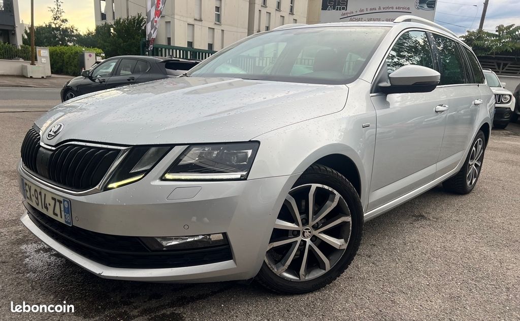 Skoda OCTAVIA COMBI 1.4 TSI 150CH GREEN TEC STYLE DSG7 (image 7)