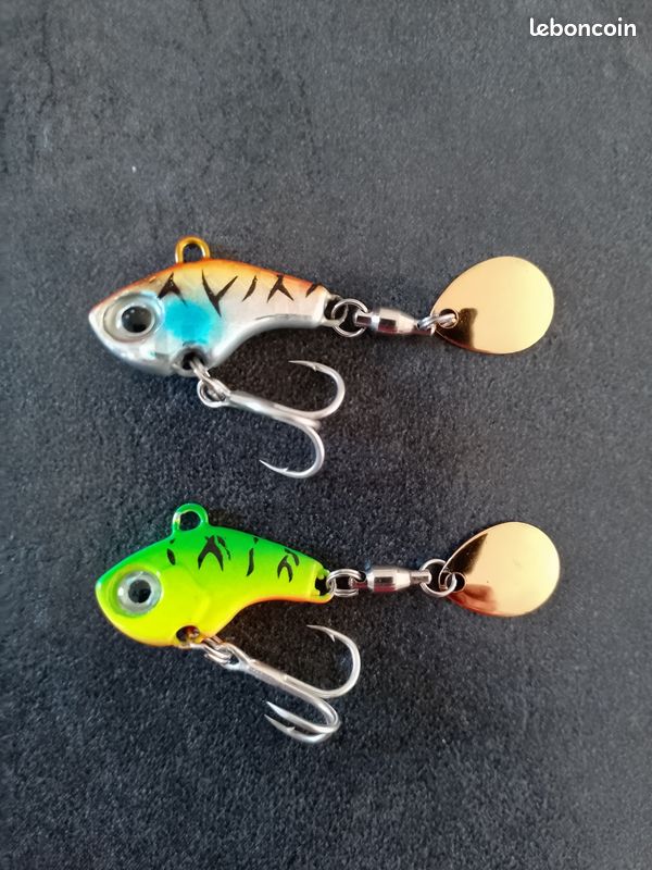 Lot De Leurres De Pêche Vintage En Bois - Art Populaire Ancien, Modèles Uniques