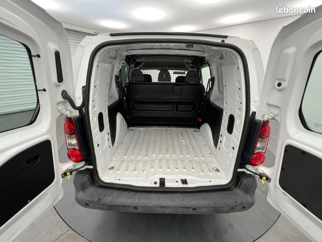 Citroën Berlingo CABINE APPROFONDIE CAB XL BLUEHDi 100 CONFORT (image 10)