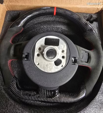 Volant Sport Fibre De Carbone Avec Inserts Daim & Coutures Rouges – Pour Audi TT 8J & A4 B8