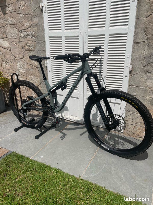 Ohlins Commencal Bikes Golden Bicycles Commencal Supreme Dh 26