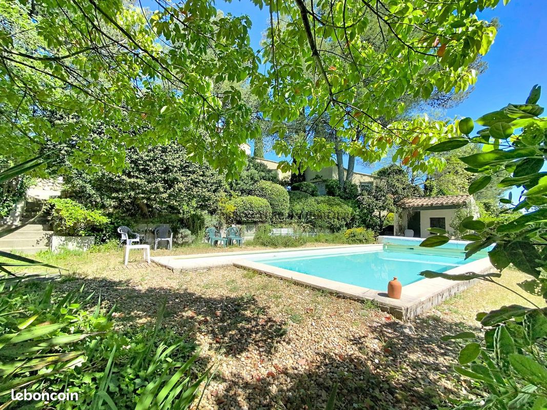 Maison 7 pièces 211 m² · à Saint-Clément-de-Rivière · 211 m² · 795 000 €