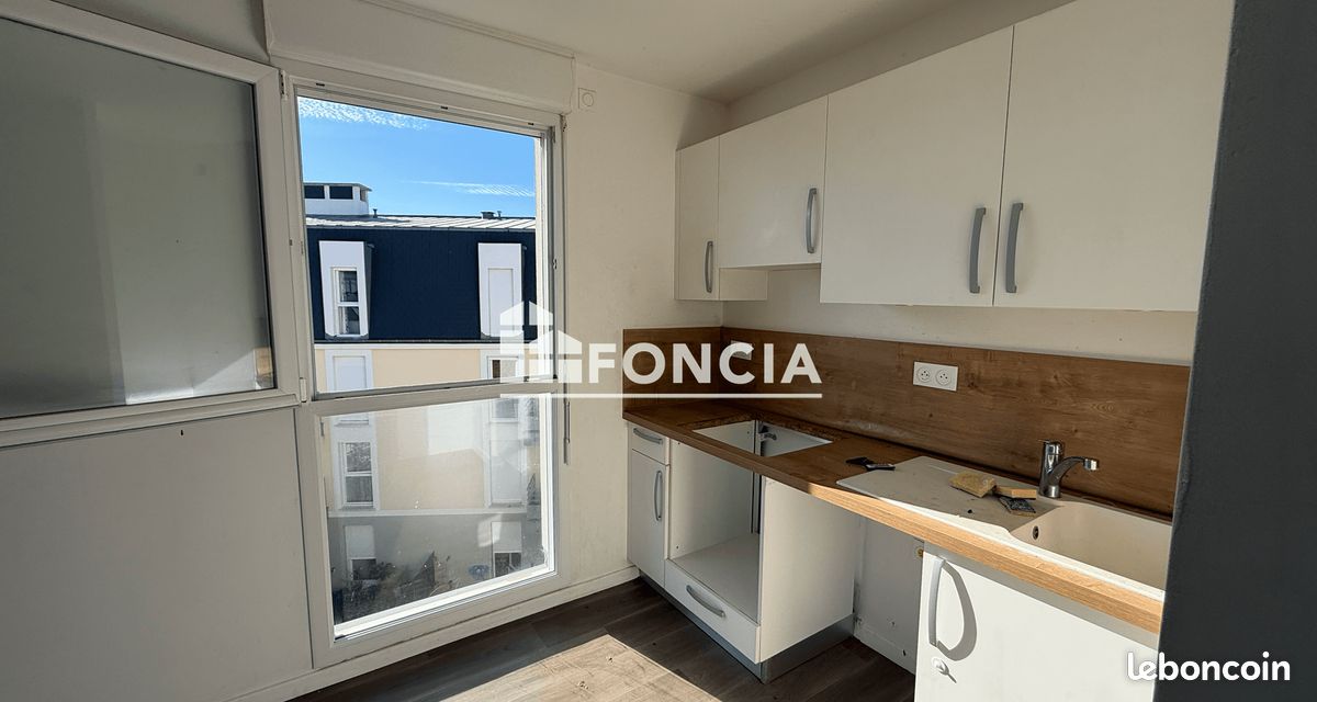 Parking 3 pièces 60 m² · à Gretz-Armainvilliers · 60 m² · 220 000 €