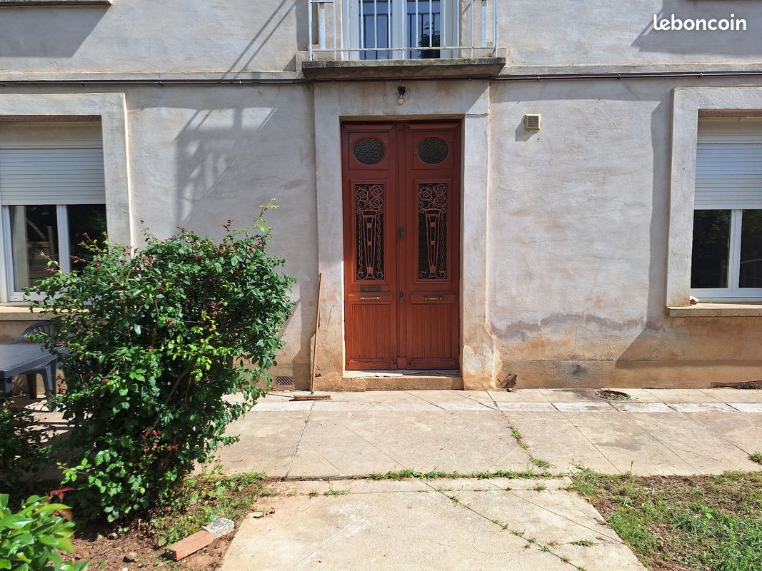 Appartement 4 pièces 100 m² · à Sainte-Gemme · 100 m² · 672 €