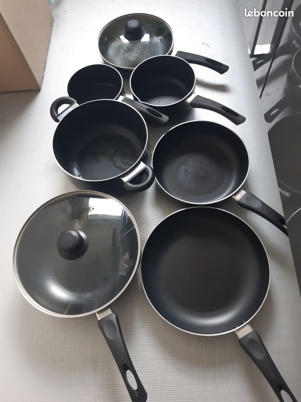 Lot casseroles induction (image 1)