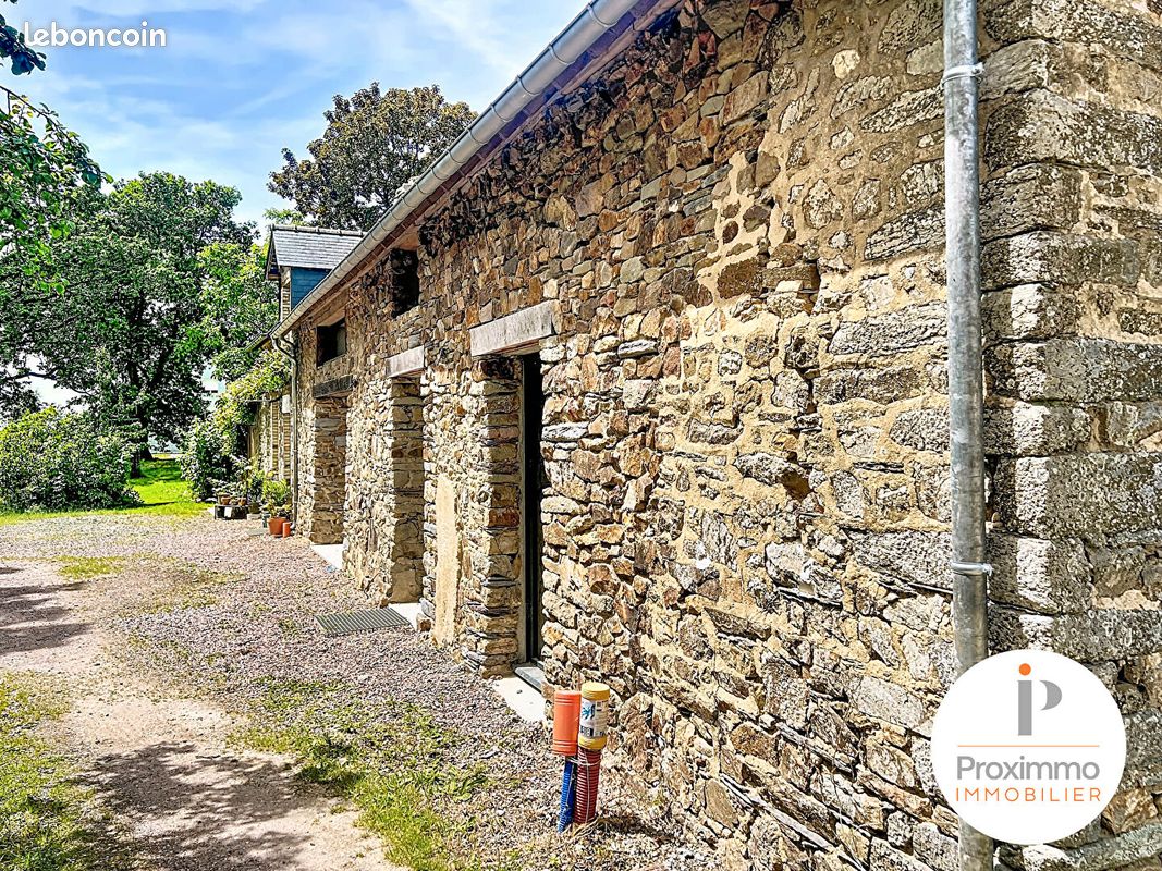 Maison 6 pièces 157 m² · à Saint-Séglin · 157 m² · 311 400 €