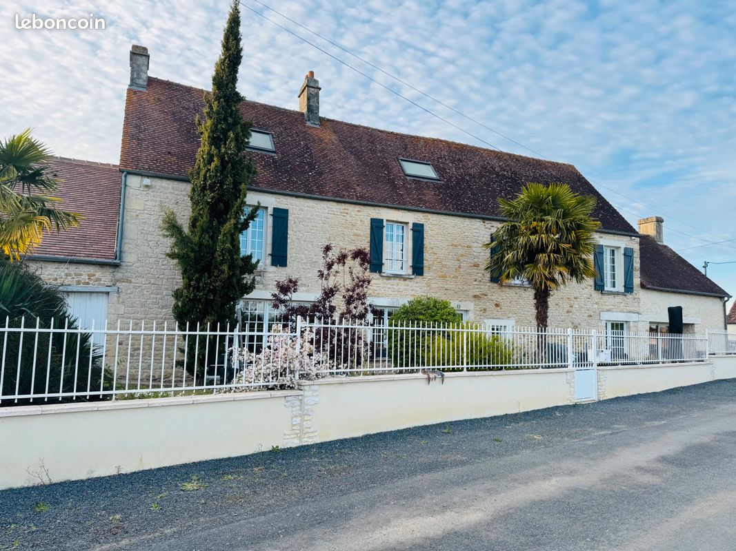 Maison 6 pièces 176 m² · à Villers-Canivet · 176 m² · 295 000 €
