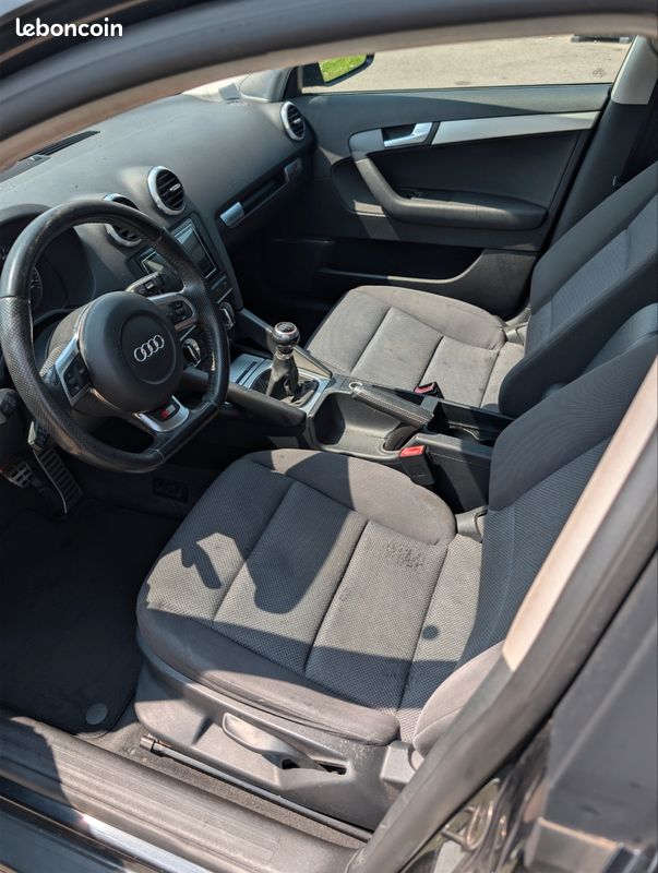 AUDI A3 Sportback Sline 2.0 TFSI 200ch (image 3)