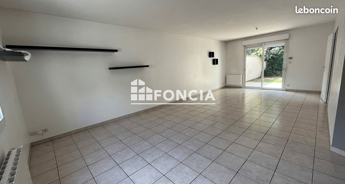 Maison 5 pièces 132 m² · à Laval · 132 m² · 1 000 €/mois
