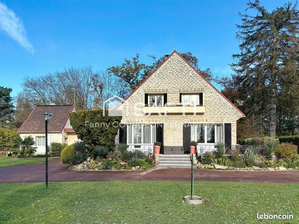 Maison 8 pièces 268 m²