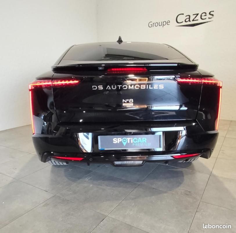 DS N°8 350 ch AWD Long Range Etoile (image 8)