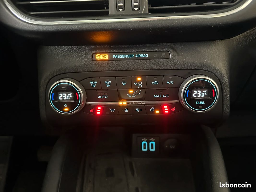 Ford kuga vignale 2.5i duratec 225 ch hybride rechargeable phev 2021 (image 13)