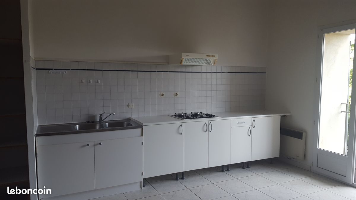 Appartement 2 pièces 60 m² · à Alleins · 60 m² · 765 €/mois