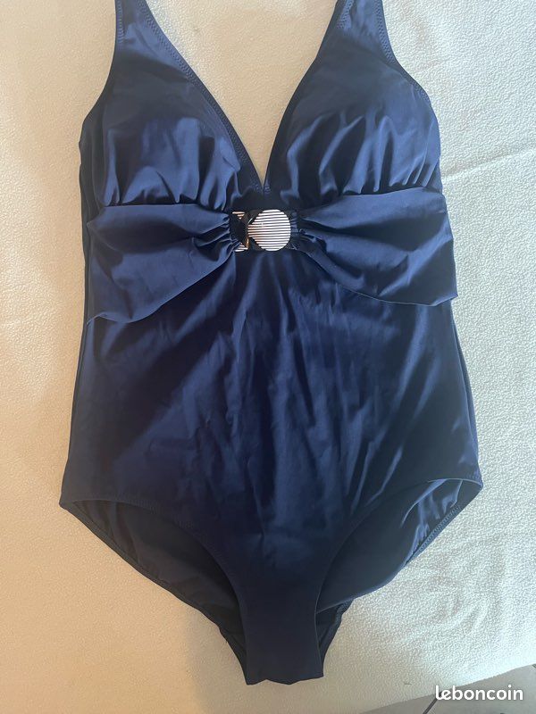 Borneobulletin Simons Sous Vetement Homme Chemisier Blanc Chemise