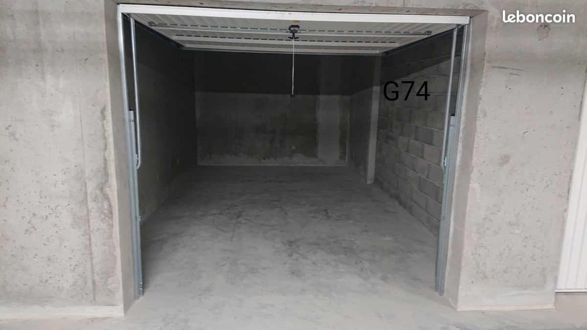 Garage box fermé en sous-sol · à Publier · 134 €/mois