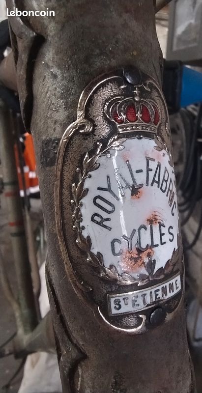 Ancienne plaque de cadre Cycles ROYAL SPORT Vélos Bicyclette