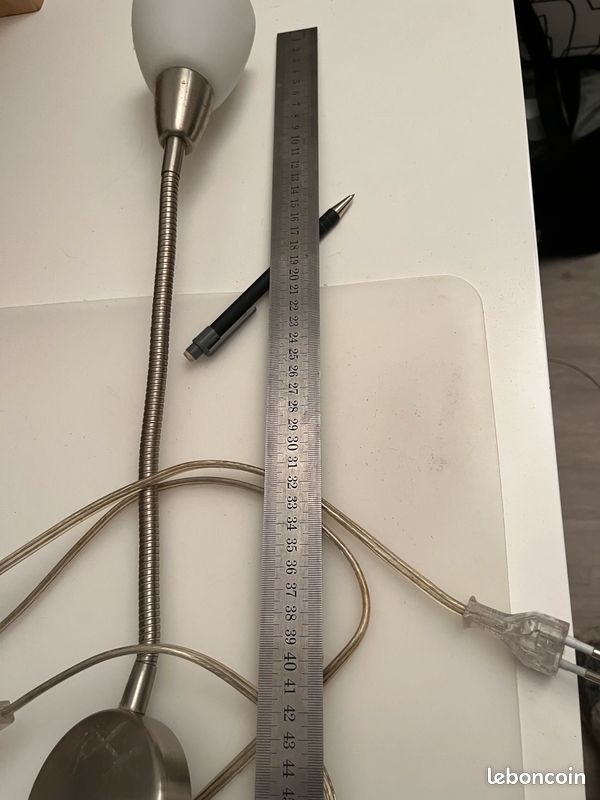 Applique orientable métal et verre dépoli (image 4)