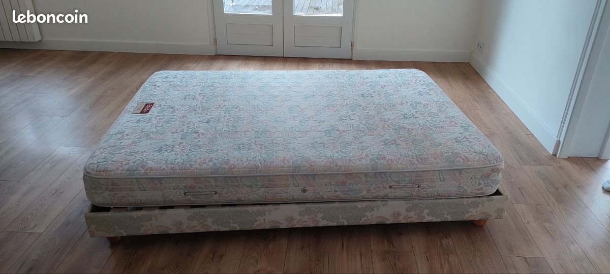 Matelas + sommier (image 1)