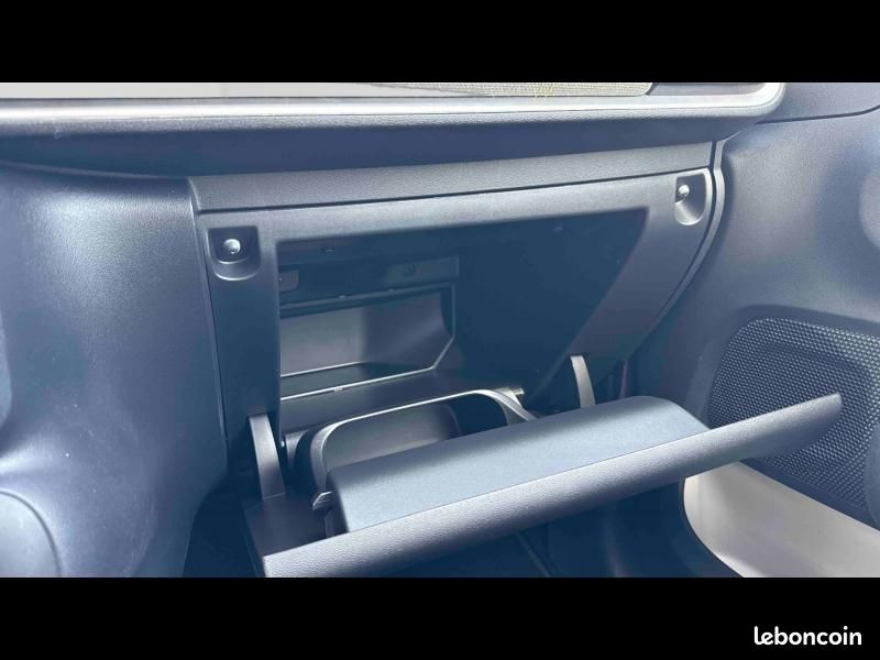 Citroen C3 1.2 PureTech 83ch S&S Feel 122-123g (image 21)