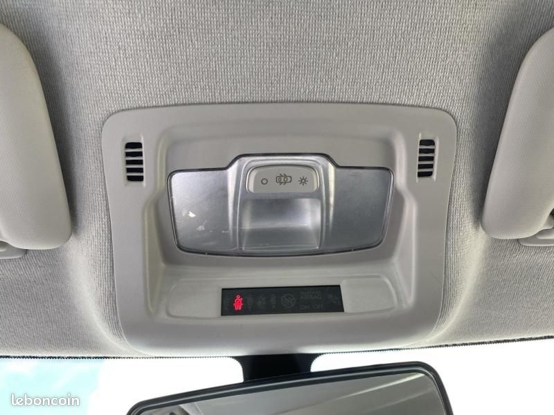 Citroen C3 1.5 BlueHDi 100ch S&S YOU (image 20)
