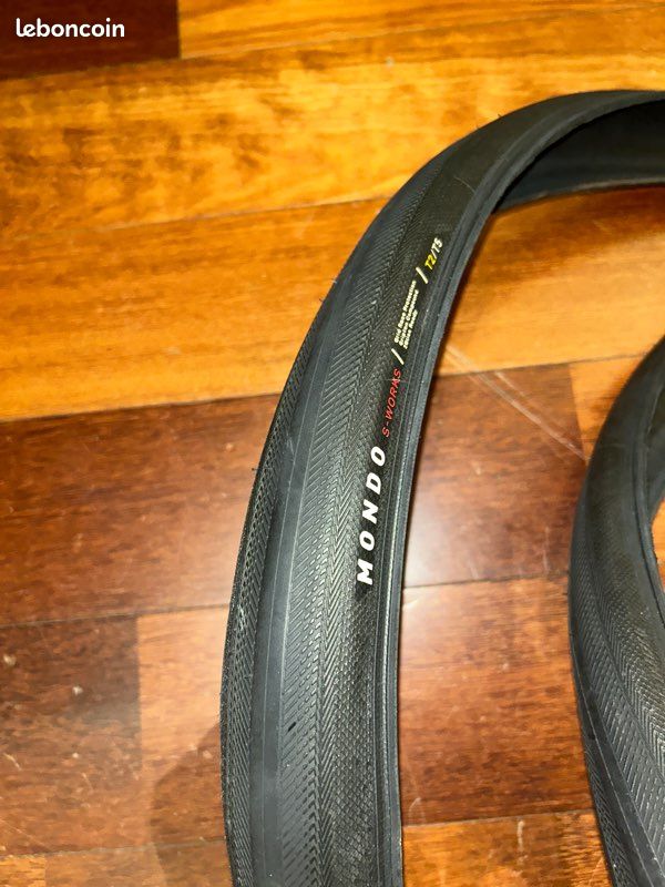Pneu tubulaire spécialisé Mondo S-Works 700 x 23c rare noir