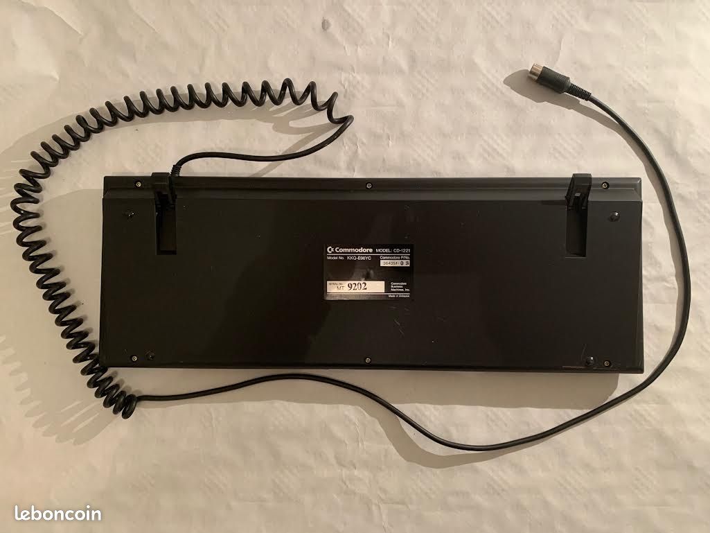 Clavier Commodore Amiga CDTV (image 2)