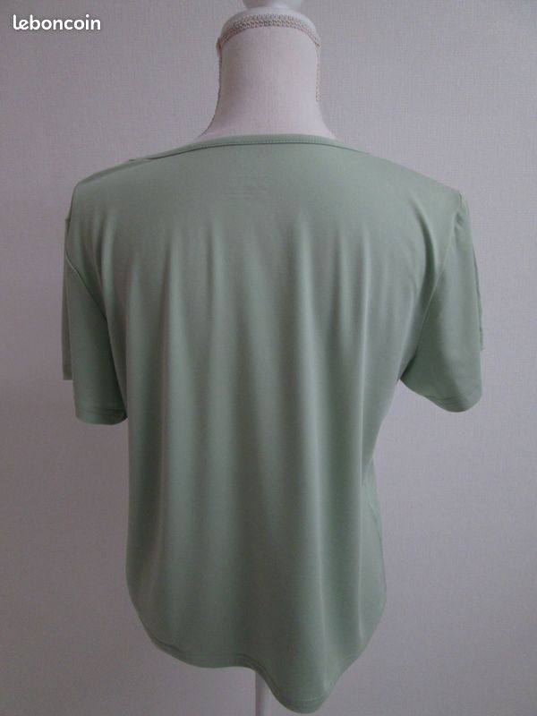 T-shirt vert clair Shein taille XL (image 2)