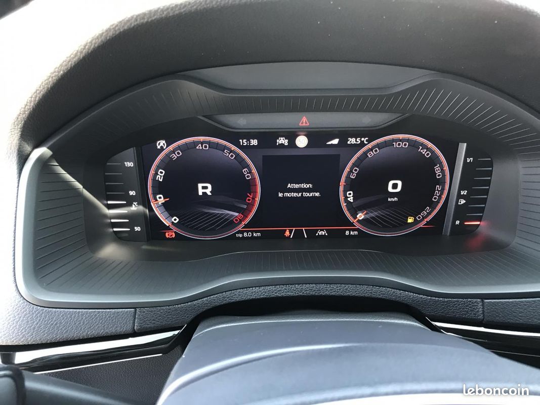 SKODA KAROQ 1.5 TSI Evo 2 150 ch ACT DSG7 Sportline (image 26)