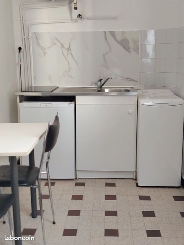 Appartement 1 pièce 16 m² · à Grenoble · 16 m² · 460 €/mois