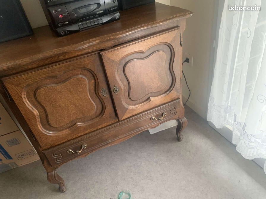 Commode (image 1)