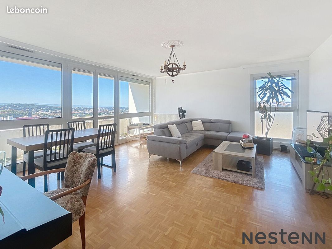 Appartement 4 pièces 82 m² · à Saint-Étienne · 82 m² · 115 500 €
