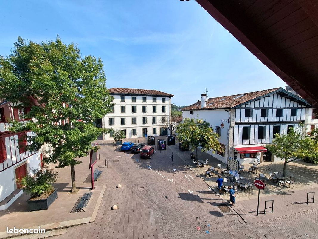 Appartement 5 pièces 137 m² · à Urrugne · 137 m² · 175 000 €