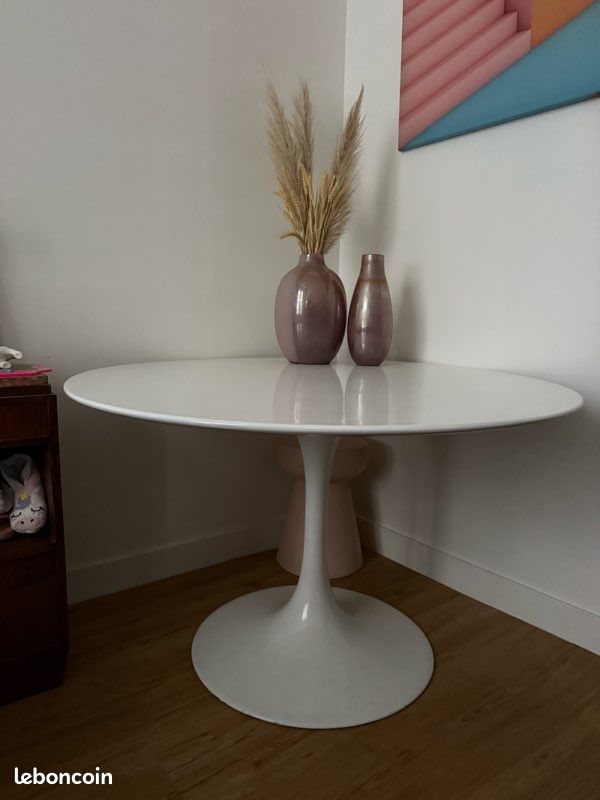 Table tulipe métal 120cm (image 3)