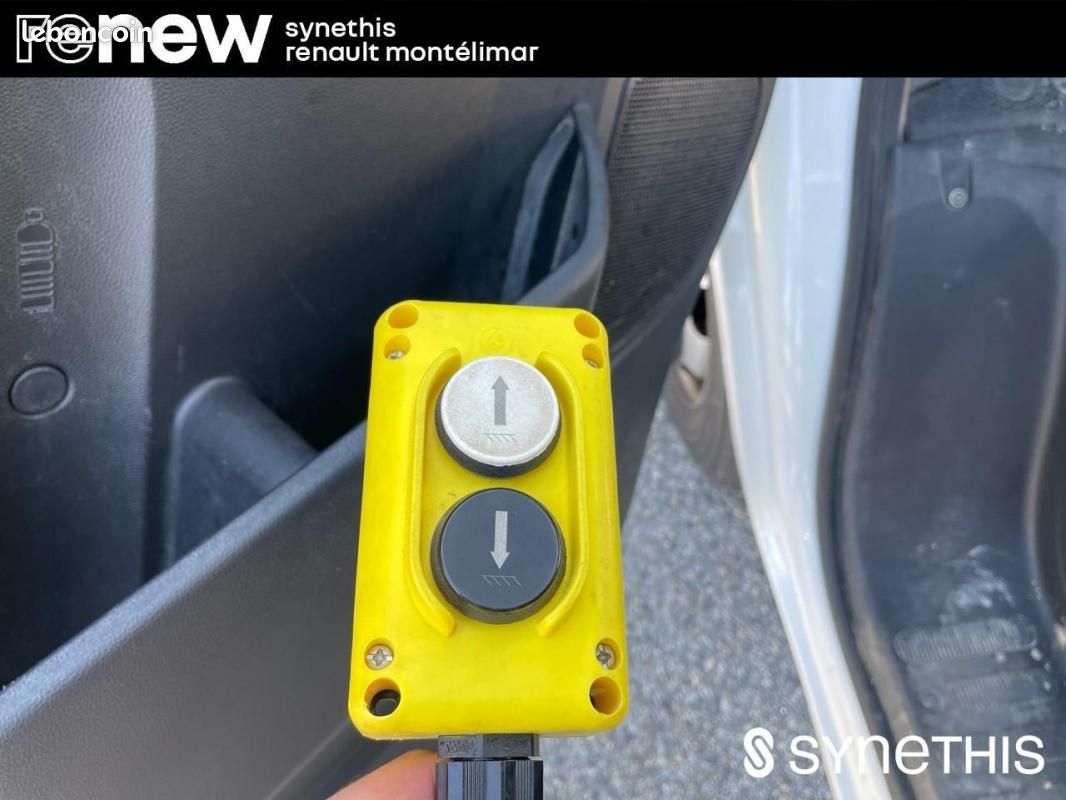 Renault Master CHASSIS CABINE CC PROP RJ3500 L2 PAFC BLUE DCI 130 EURO VI CONFORT (image 30)