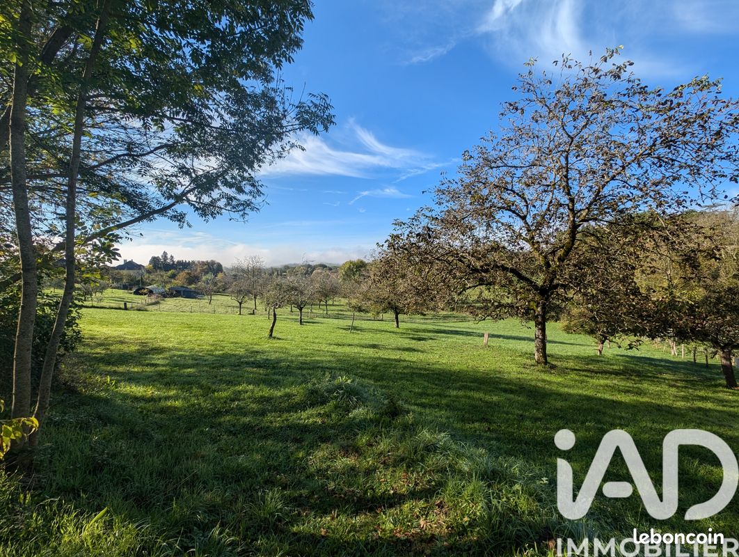 Terrain 4000 m² · à Meyssac · 4 000 m² · 45 500 €